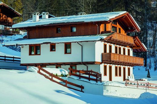 Einfamilienhaus in Cortina d’Ampezzo, Provincia di Belluno