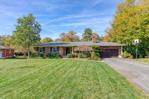 Vrijstaand huis in Louisville, Jefferson County