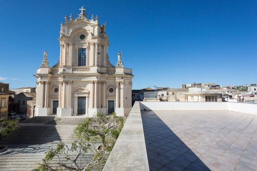 Modica, Ragusaの一戸建て住宅