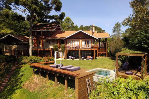 Luxe woning in Campos do Jordão, São Paulo