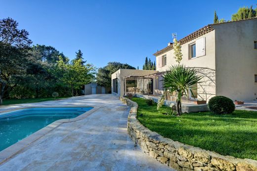 Detached House in Aix-en-Provence, Bouches-du-Rhône