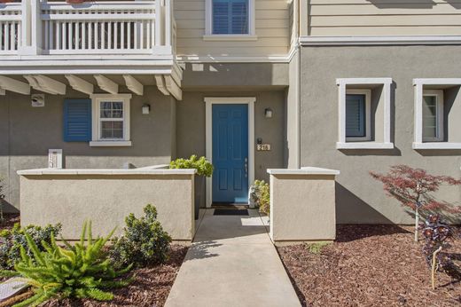Apartment in Redwood City, San Mateo County