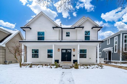 Detached House in Birmingham, Oakland County