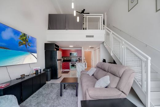 Daire Miami, Miami-Dade County