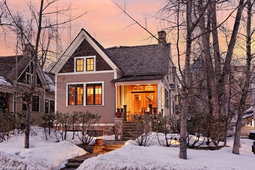 Detached House in Aspen, Pitkin County