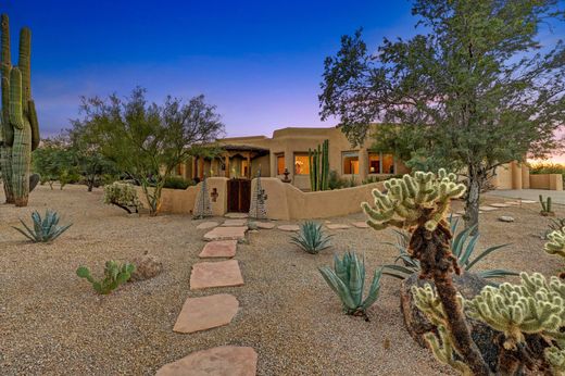 Detached House in Cave Creek, Maricopa County