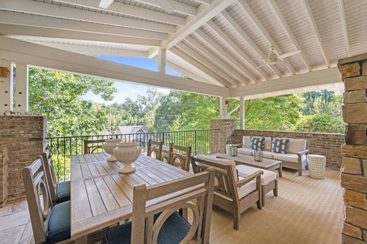 Vrijstaand huis in Decatur, DeKalb County