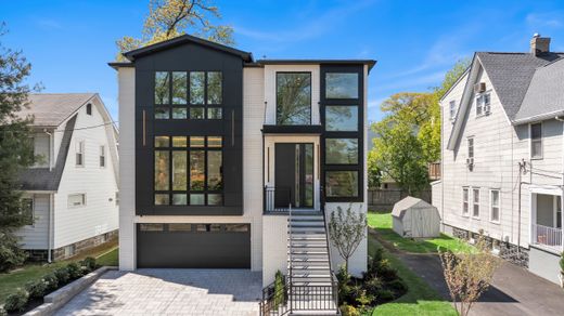 Einfamilienhaus in Fort Lee, Bergen County