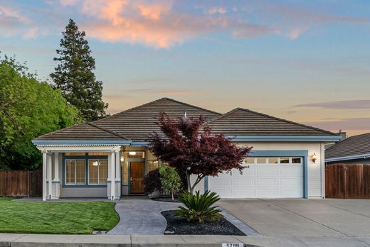 Luxury home in Livermore, Alameda County