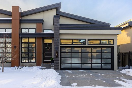 Apartment / Etagenwohnung in Calgary, Alberta
