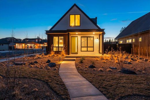 Luxury home in Bend, Deschutes County