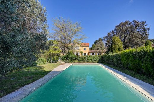 Semidetached House in Les Angles (Gard), Gard