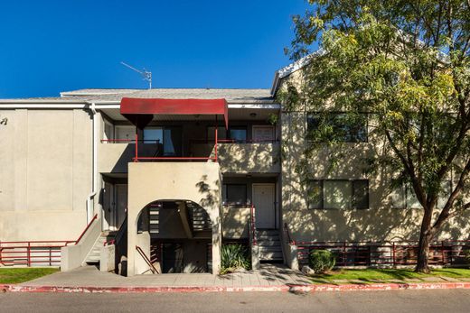 타운 하우스 / Provo, Utah County