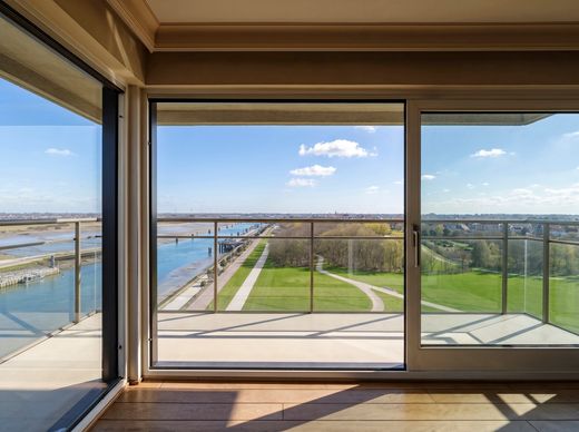 Apartment in Nieuwpoort, West Flanders Province