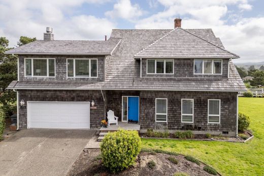 Luxury home in Gearhart, Clatsop County