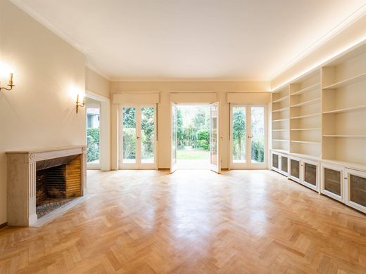 Casa Unifamiliare a Ixelles, Regione di Bruxelles-Capitale