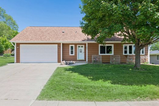 Detached House in Bloomington, Hennepin County
