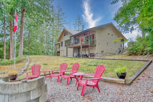 Vrijstaand huis in Garden Bay, British Columbia