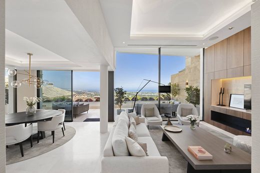 Apartment / Etagenwohnung in Benahavís, Málaga