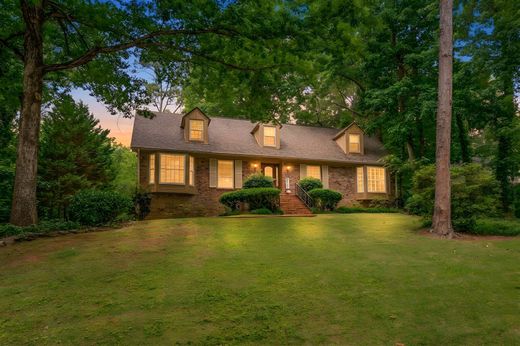Detached House in Mountain Brook, Jefferson County