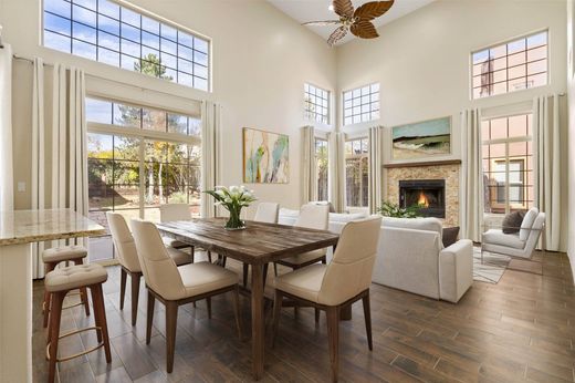 Частный Дом, Санта-Фе, Santa Fe County