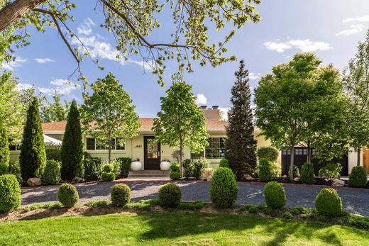 Luxury home in Holladay, Salt Lake County