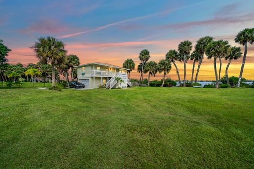 Detached House in Merritt Island, Brevard County