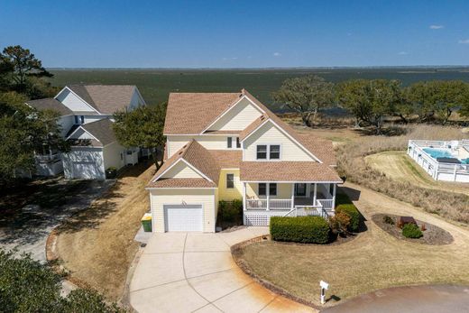 Luxury home in Corolla, Currituck County
