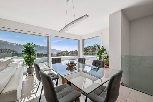 Duplex in Montreux, Riviera-Pays-d'Enhaut District