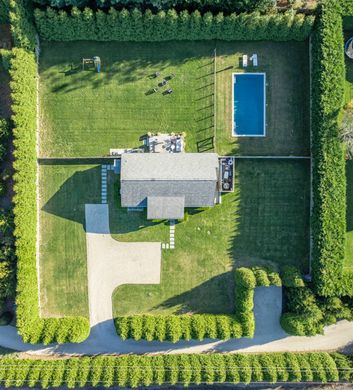 Detached House in Amagansett, Suffolk County