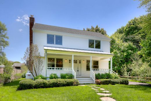 Detached House in Jamestown, Newport County