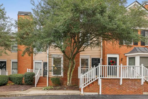 Apartment in Sandy Springs, Fulton County