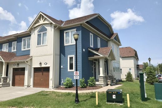 Townhouse - Collingwood, Ontario