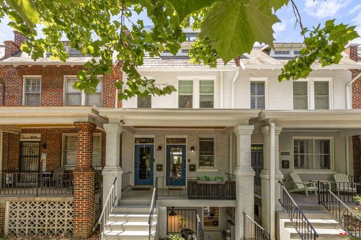 Townhouse in Washington, Washington County