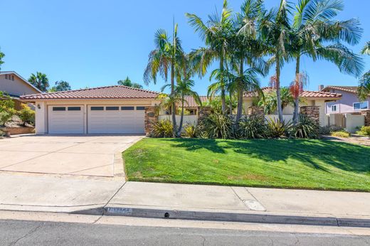 El Cajon, San Diego Countyの一戸建て住宅