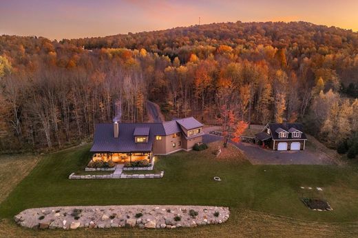 Einfamilienhaus in Bromont, Montérégie