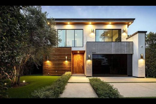 Detached House in Sherman Oaks, Los Angeles County