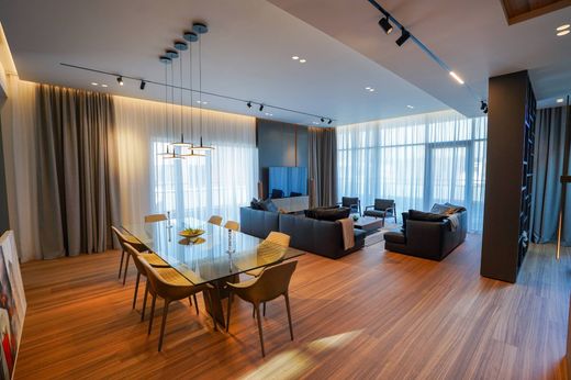 Piso / Apartamento en Bucarest, Municipiul Bucureşti