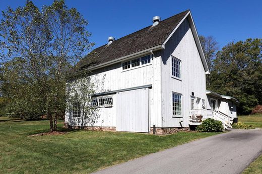 Detached House in Newtown, Bucks County