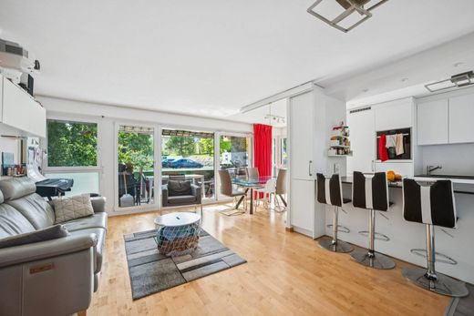 Apartment in Gland, Nyon District