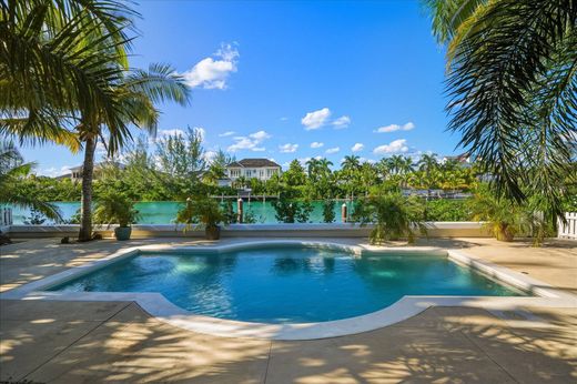 Vrijstaand huis in Old Fort Bay, New Providence District
