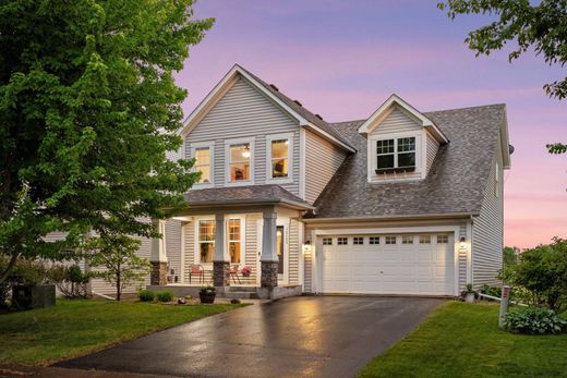 Detached House in Maple Grove, Hennepin County