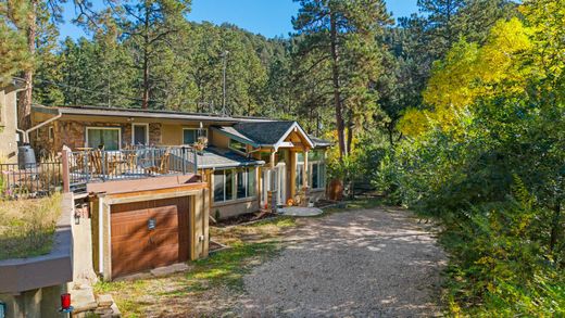 Luxury home in Colorado Springs, El Paso County
