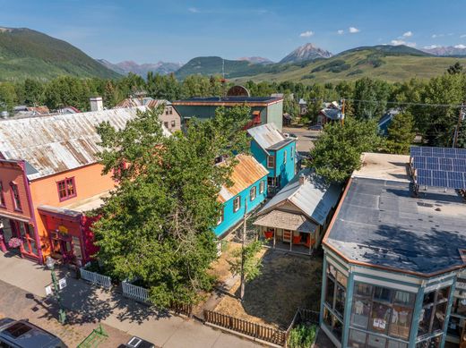 Luxury home in Crested Butte, Gunnison County