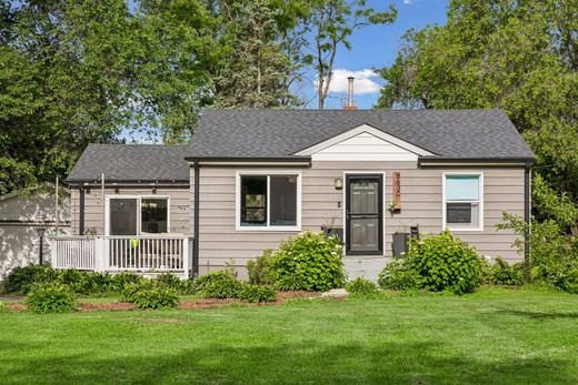 Detached House in Blaine, Anoka County