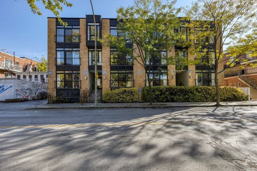 Appartamento a Mercier, Montérégie