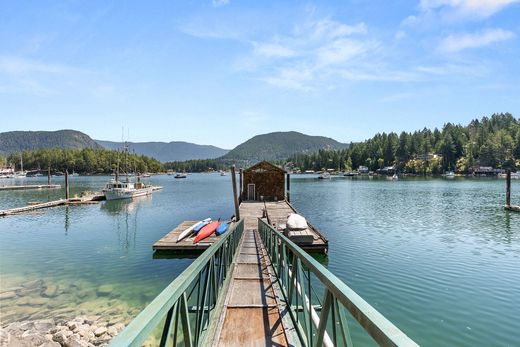Maison individuelle à Madeira Park, Sunshine Coast Regional District