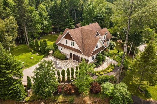 Vrijstaand huis in Morin-Heights, Laurentides