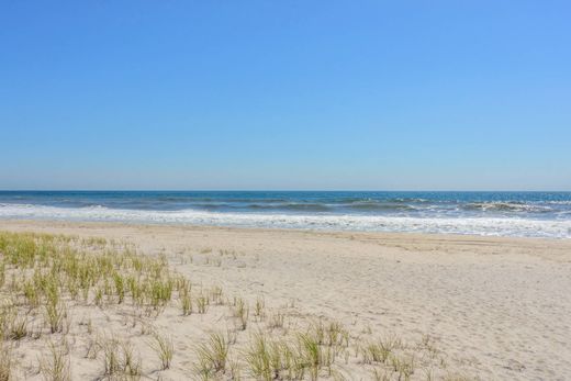 Detached House in Southampton, Suffolk County