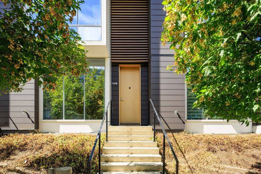 Vrijstaand huis in Montréal, City of Montréal